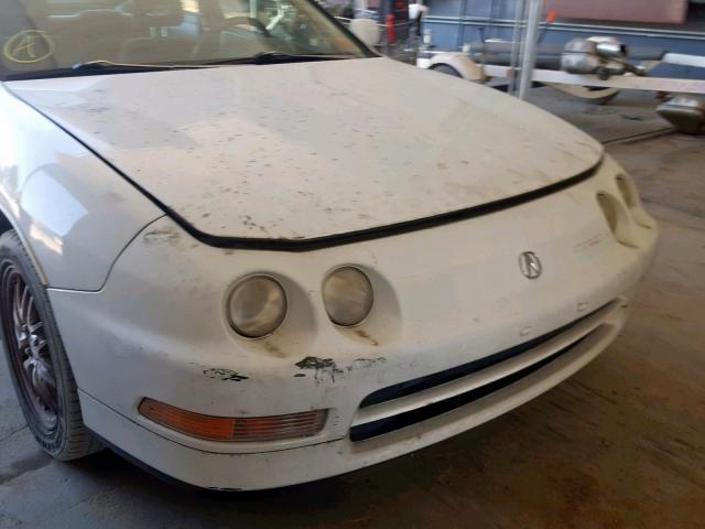 JH4DC4356VS013045 - 1997 ACURA INTEGRA LS WHITE photo 9