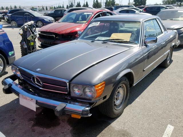 WDBBA25AXBB002461 - 1981 MERCEDES-BENZ 380 SLC GRAY photo 2