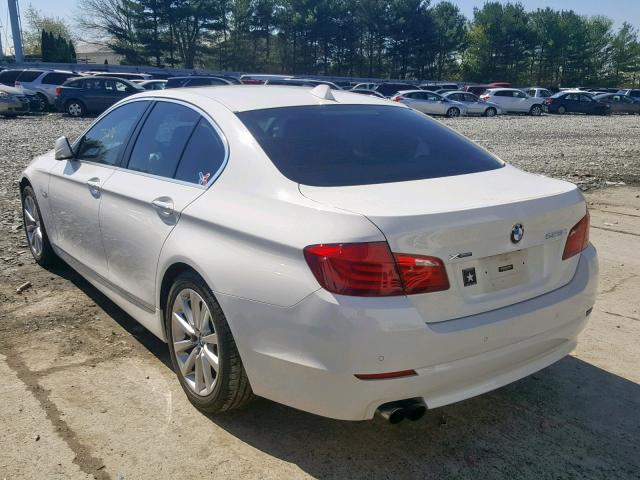 WBAXH5C59DD108253 - 2013 BMW 528 XI WHITE photo 3