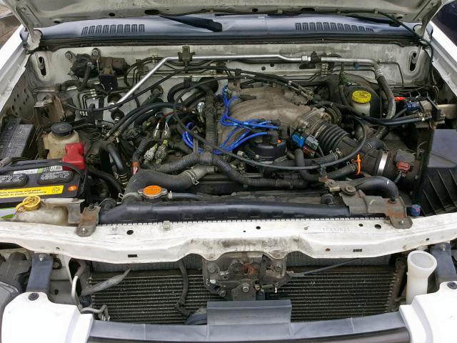 1N6ED27Y41C332621 - 2001 NISSAN FRONTIER C WHITE photo 7