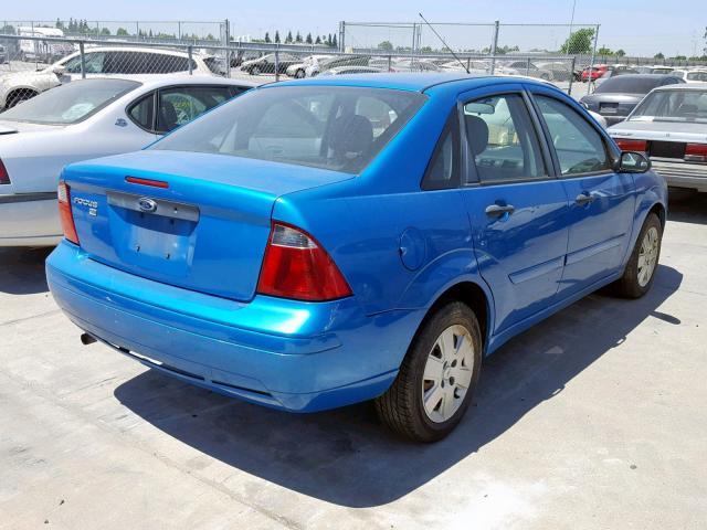 1FAFP34N07W312829 - 2007 FORD FOCUS ZX4 BLUE photo 4