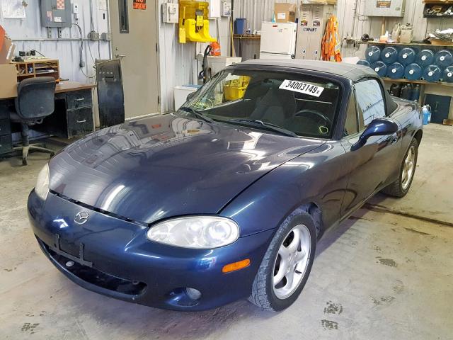 JM1NB353210208337 - 2001 MAZDA MX-5 MIATA BLUE photo 2