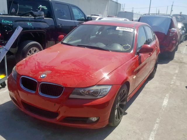 WBAPH5G5XBNM78693 - 2011 BMW 328 I SULE RED photo 2