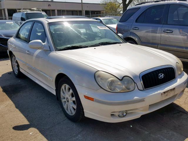 KMHWF35H22A547109 - 2002 HYUNDAI SONATA GLS WHITE photo 1