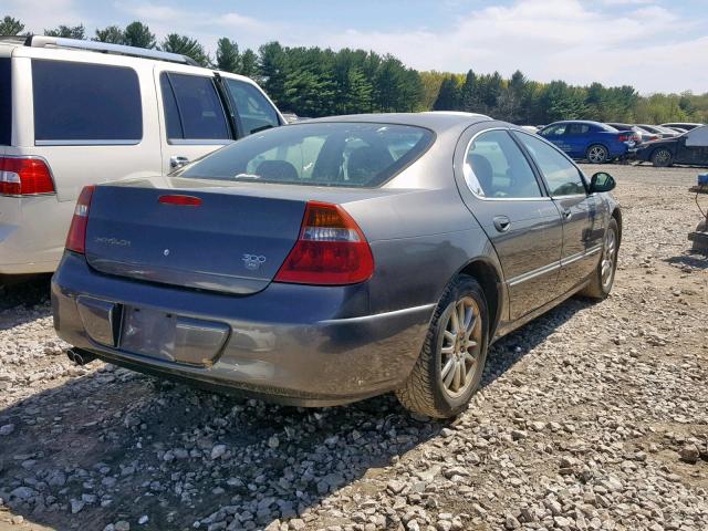 2C3AE66G62H259589 - 2002 CHRYSLER 300M GRAY photo 4