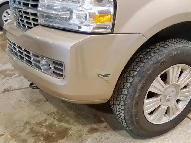 5LMFU27517LJ05384 - 2007 LINCOLN NAVIGATOR 棕色 照片 9