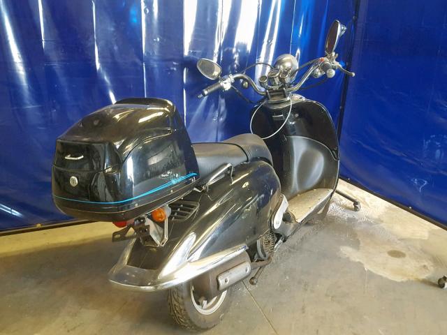 L5YTCKPA181212757 - 2008 LANCIA SCOOTER BLACK photo 4