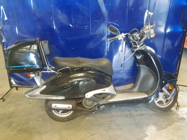 L5YTCKPA181212757 - 2008 LANCIA SCOOTER BLACK photo 9