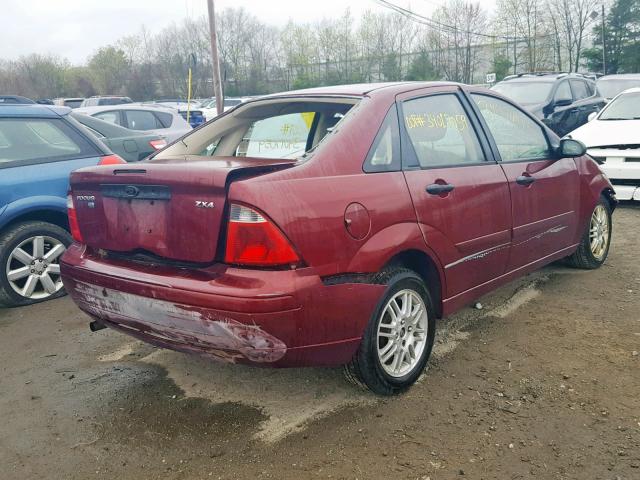 1FAFP34N56W159606 - 2006 FORD FOCUS ZX4 BURGUNDY photo 4