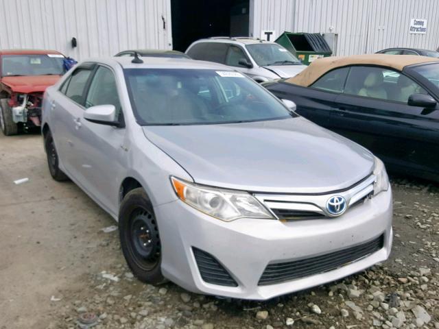 4T1BD1FK3CU061718 - 2012 TOYOTA CAMRY HYBR SILVER photo 1