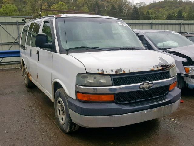 1GBFG15T531126839 - 2003 CHEVROLET EXPRESS G1 WHITE photo 1