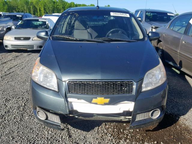 KL1TD6DE0AB094338 - 2010 CHEVROLET AVEO LS BLUE photo 9