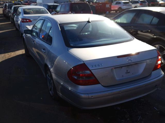 WDBUF65J83A217801 - 2003 MERCEDES-BENZ E 320 SILVER photo 3