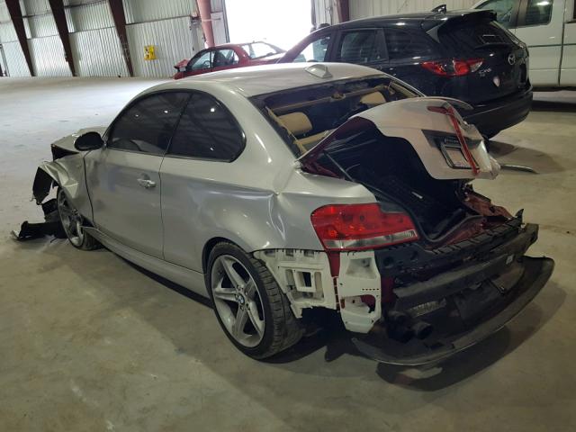 WBAUC73589VK95807 - 2009 BMW 135 I SILVER photo 3