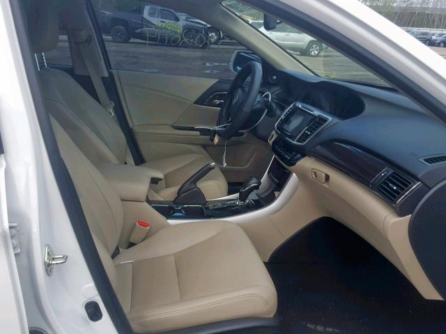 1HGCR3F86GA032541 - 2016 HONDA ACCORD EXL WHITE photo 5