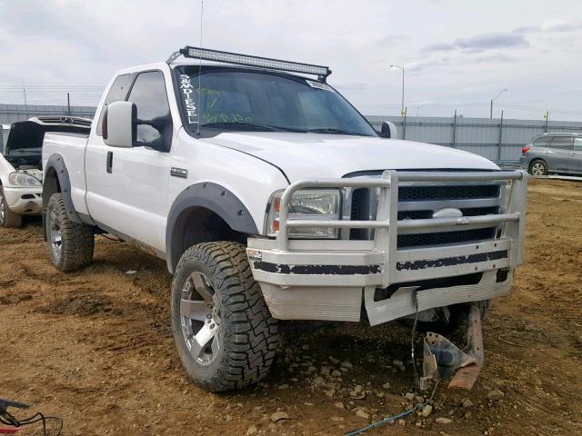 1FTWX31P25EB16572 - 2005 FORD F350 SRW S WHITE photo 1