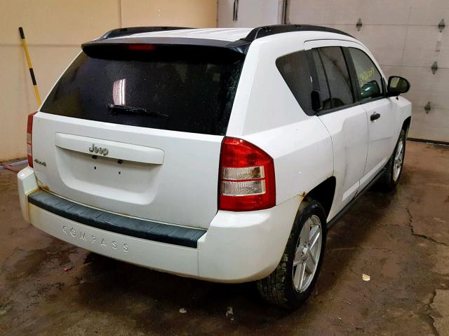 1J8FF47WX7D226830 - 2007 JEEP COMPASS WHITE photo 4