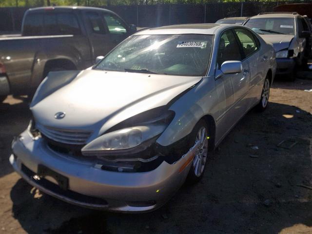 JTHBF30G525037099 - 2002 LEXUS ES 300 SILVER photo 2