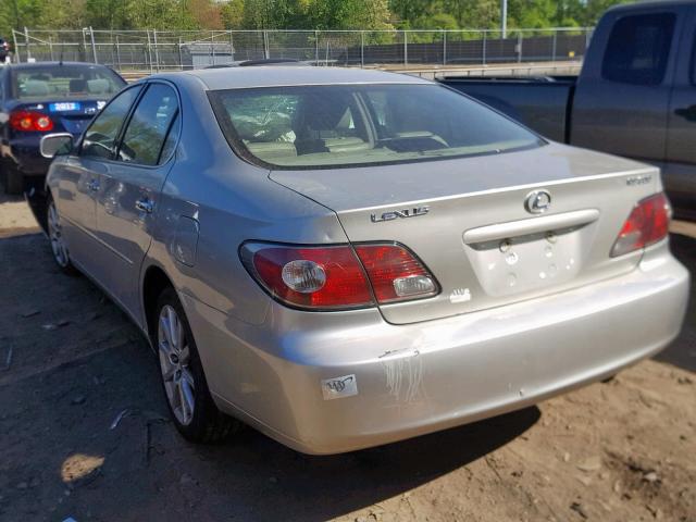 JTHBF30G525037099 - 2002 LEXUS ES 300 SILVER photo 3