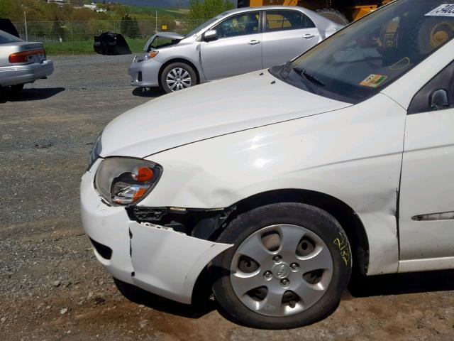 KNAFE221395587997 - 2009 KIA SPECTRA EX WHITE photo 9