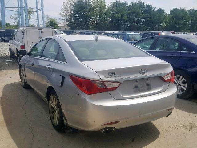 5NPEC4AC2DH597190 - 2013 HYUNDAI SONATA SE SILVER photo 3