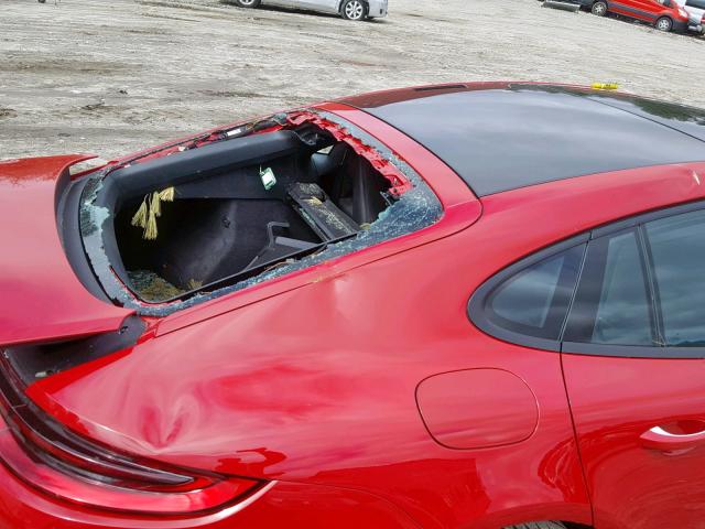 WP0AA2A72JL100299 - 2018 PORSCHE PANAMERA 4 RED photo 9