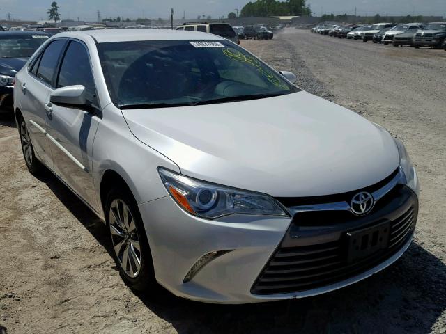 4T1BF1FK8GU186942 - 2016 TOYOTA CAMRY LE WHITE photo 1