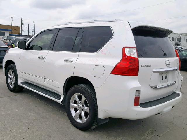 JTJJM7FX3A5008696 - 2010 LEXUS GX PREMIUM WHITE photo 3