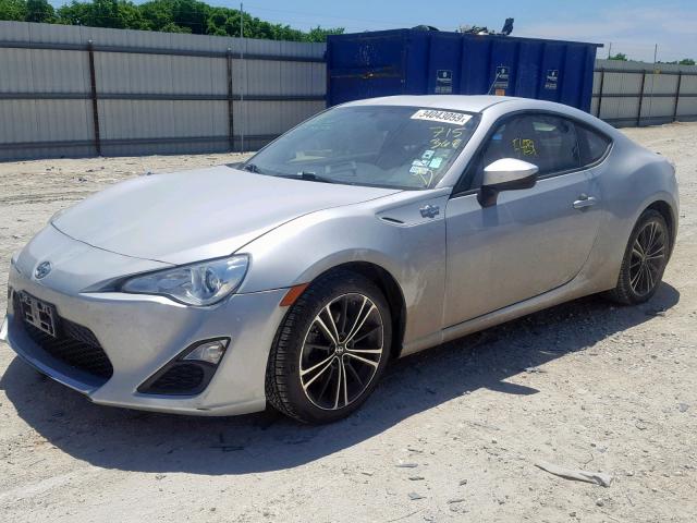 JF1ZNAA12D2715366 - 2013 TOYOTA SCION FR-S SILVER photo 2