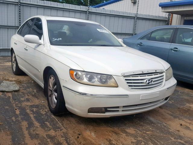 KMHFC46F26A125617 - 2006 HYUNDAI AZERA SE WHITE photo 1