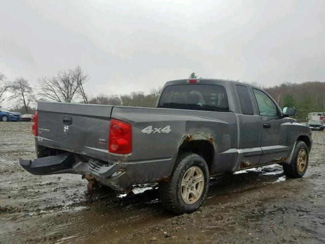 1D7HW42NX7S137503 - 2007 DODGE DAKOTA SLT GRAY photo 4