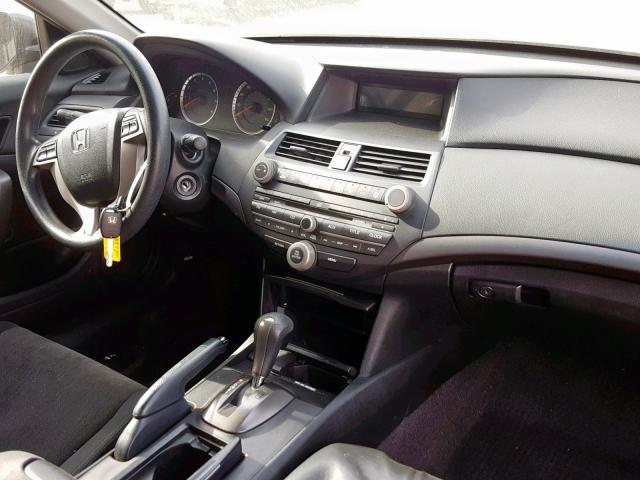 1HGCS12328A022464 - 2008 HONDA ACCORD LX- BLACK photo 9