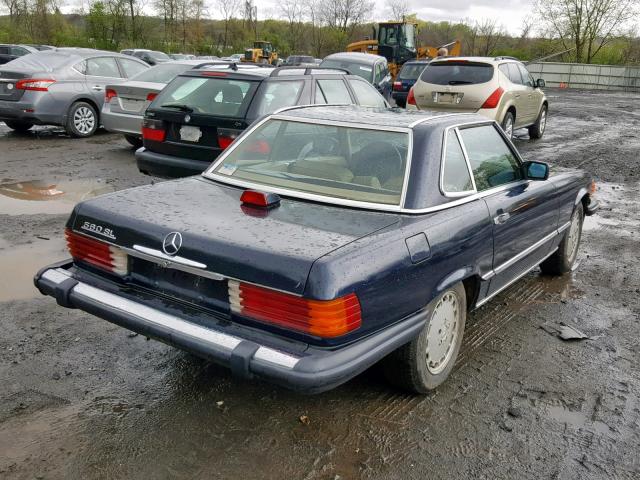 WDBBA48D9GA036227 - 1986 MERCEDES-BENZ 560 SL BLUE photo 4