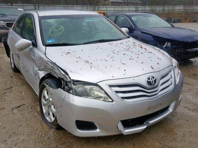 4T4BF3EKXBR129895 - 2011 TOYOTA CAMRY BASE SILVER photo 1