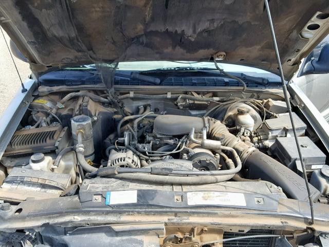 1GNCS13W0W2237783 - 1998 CHEVROLET BLAZER GOLD photo 7