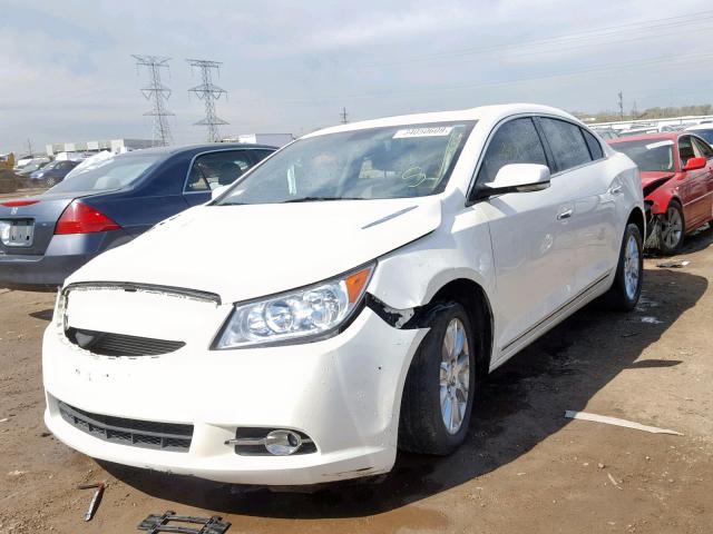 1G4GC5ER5DF259737 - 2013 BUICK LACROSSE WHITE photo 2