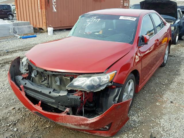 4T1BF1FK8CU627138 - 2012 TOYOTA CAMRY BASE RED photo 2