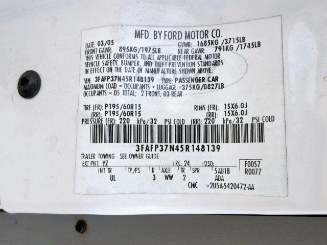 3FAFP37N45R148139 - 2005 FORD FOCUS ZX5 WHITE photo 10