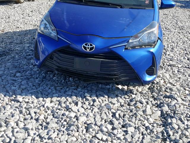 VNKJTUD3XJA090980 - 2018 TOYOTA YARIS L BLUE photo 9