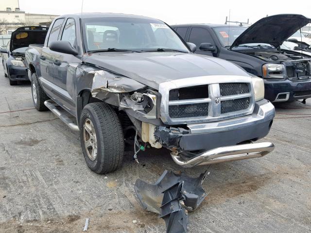 1D7HE48N95S186960 - 2005 DODGE DAKOTA QUA GRAY photo 1