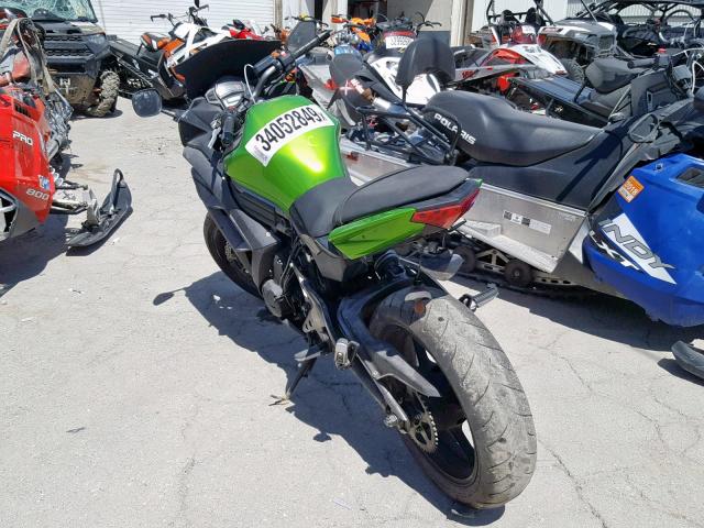 JKAEXEE15CDA01851 - 2012 KAWASAKI EX650 EC GREEN photo 3