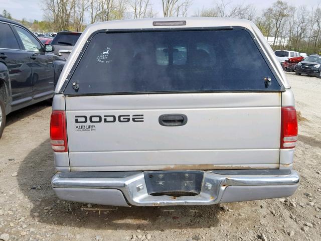 1B7FL26X0XS165630 - 1999 DODGE DAKOTA SILVER photo 6