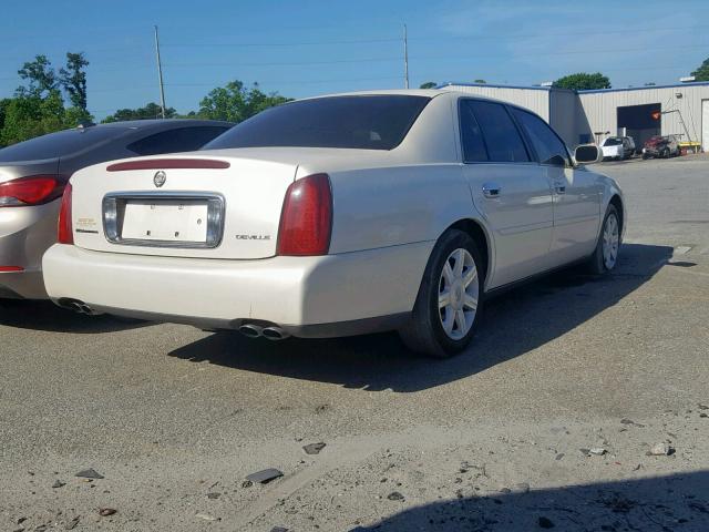 1G6KD54Y91U230109 - 2001 CADILLAC DEVILLE WHITE photo 4