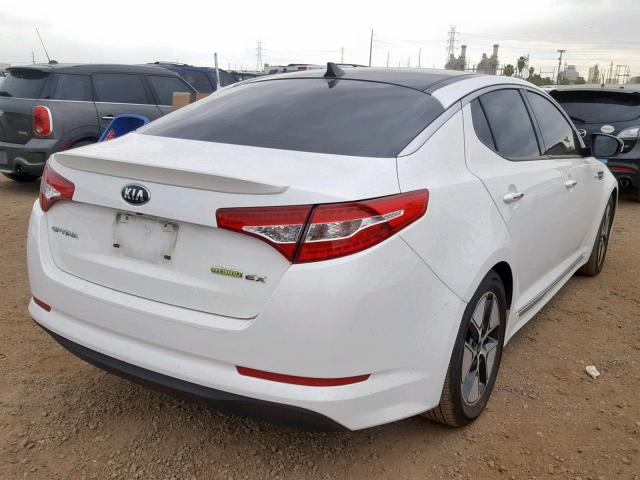 KNAGM4AD0D5050429 - 2013 KIA OPTIMA HYB WHITE photo 4