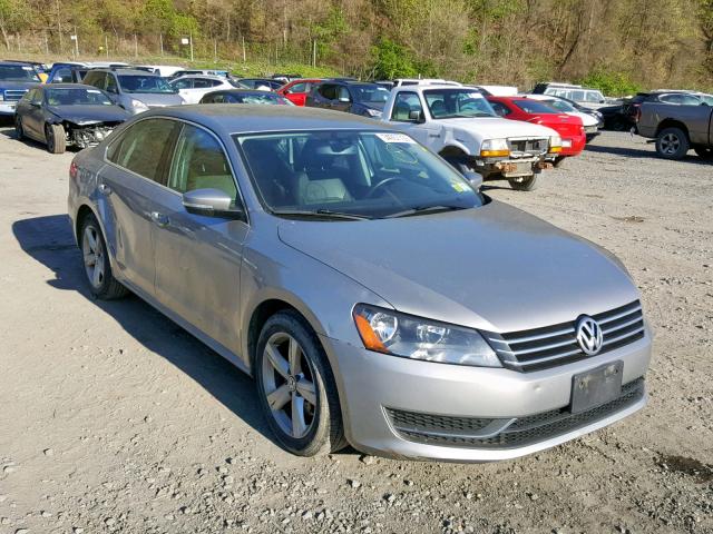 1VWBP7A38DC113086 - 2013 VOLKSWAGEN PASSAT SE SILVER photo 1