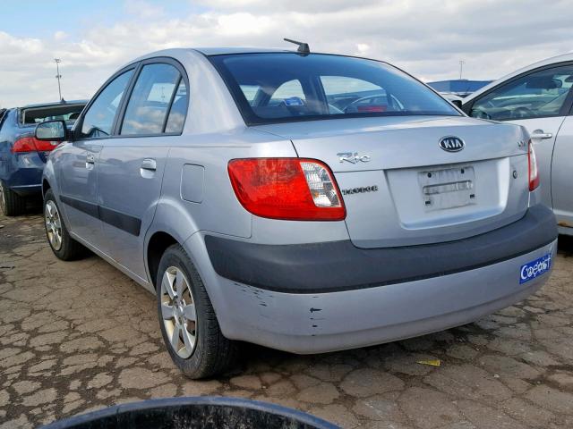 KNADE123666104897 - 2006 KIA RIO SILVER photo 3