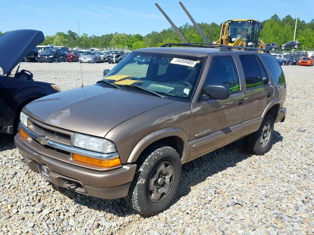 1GNDT13X83K114819 - 2003 CHEVROLET BLAZER BROWN photo 2