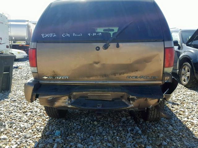 1GNDT13X83K114819 - 2003 CHEVROLET BLAZER BROWN photo 9