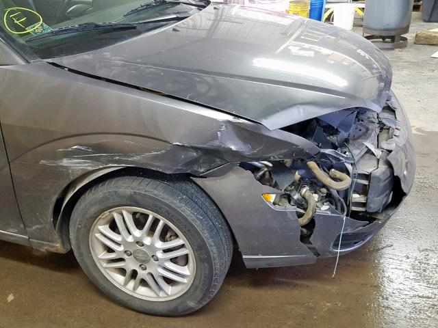 1FAFP34N25W109406 - 2005 FORD FOCUS ZX4 GRAY photo 9