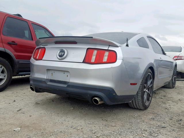 1ZVBP8CF7B5103776 - 2011 FORD MUSTANG GT GRAY photo 4